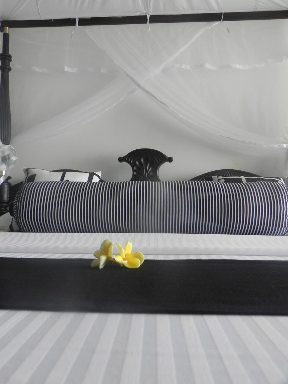 Amanda Beach Villas Унаватуна Экстерьер фото